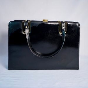 🍁Vintage Dobbies leather and gold plated purse